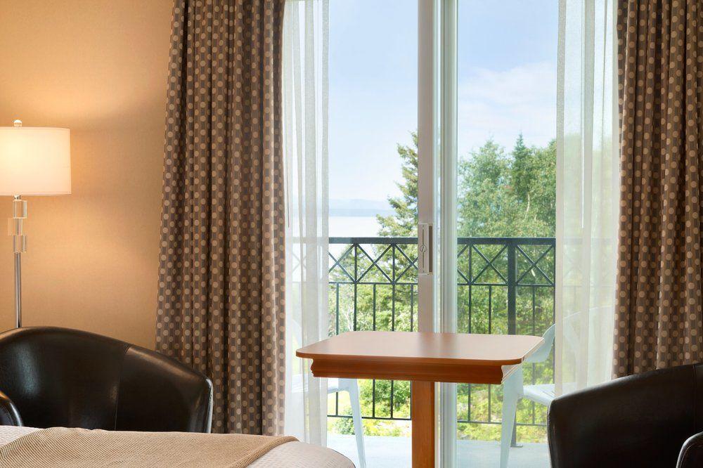 Days Inn By Wyndham Rivière-du-Loup Exteriör bild